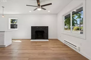8806 NE Sacramento St, Portland, OR 97220 - Photo 9