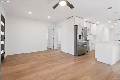 8806 NE Sacramento St, Portland, OR 97220 - Photo 11