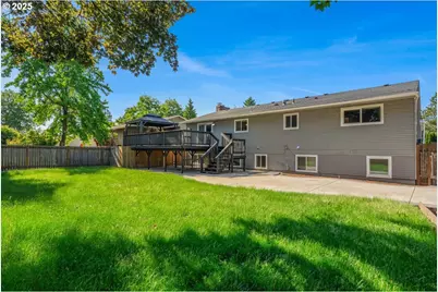 2706 SE Spruce St, Hillsboro, OR 97123 - Photo 3