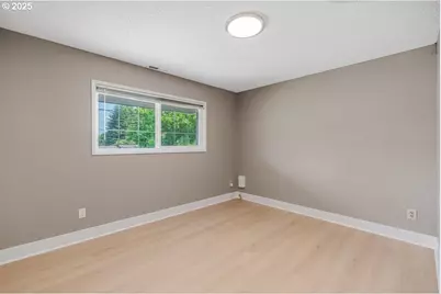 2706 SE Spruce St, Hillsboro, OR 97123 - Photo 15
