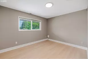 2706 SE Spruce St, Hillsboro, OR 97123 - Photo 15