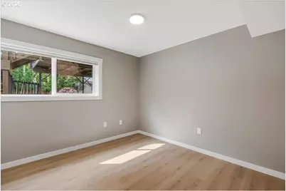 2706 SE Spruce St, Hillsboro, OR 97123 - Photo 23