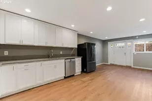 2706 SE Spruce St, Hillsboro, OR 97123 - Photo 17