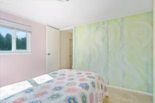 1418 Pine St, Silverton, OR 97381 - Photo 15