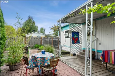 1418 Pine St #7, Silverton, OR 97381 - Photo 3
