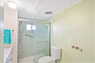 1418 Pine St, Silverton, OR 97381 - Photo 23