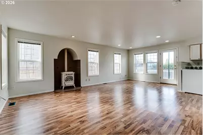 951 W 27th Ave, Eugene, OR 97405 - Photo 7