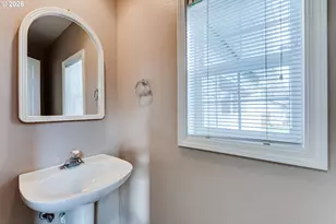 951 W 27th Ave, Eugene, OR 97405 - Photo 17