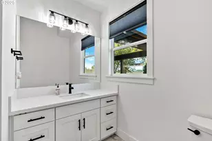 6560 SW Rood Bridge Rd, Hillsboro, OR 97123 - Photo 17