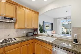 2442 NW Burnett St, Portland, OR 97229 - Photo 9