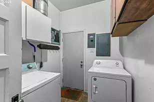 219 Berrydale Ave, Medford, OR 97501 - Photo 19