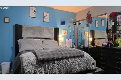 934 S 46th St, Springfield, OR 97478 - Photo 15