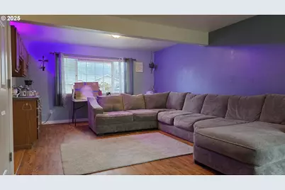 934 S 46th St, Springfield, OR 97478 - Photo 29
