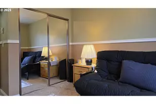 934 S 46th St, Springfield, OR 97478 - Photo 17