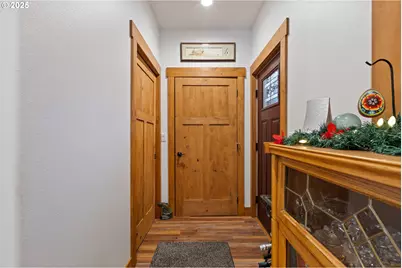 4696 Cow Creek Rd, Riddle, OR 97469 - Photo 3