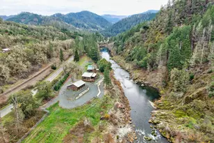 4696 Cow Creek Rd, Riddle, OR 97469 - Photo 45