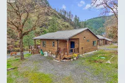 4696 Cow Creek Rd, Riddle, OR 97469 - Photo 1