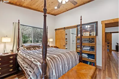 4696 Cow Creek Rd, Riddle, OR 97469 - Photo 13