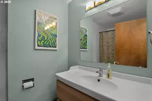 2752 Montello Ave, Hood River, OR 97031 - Photo 21