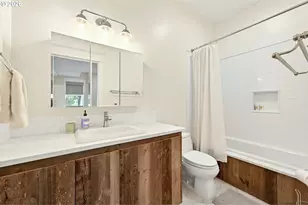 11000 NE Red Hills Rd, Dundee, OR 97115 - Photo 29