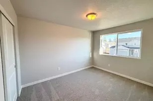 1587 N Millican Creek St, Lafayette, OR 97127 - Photo 13