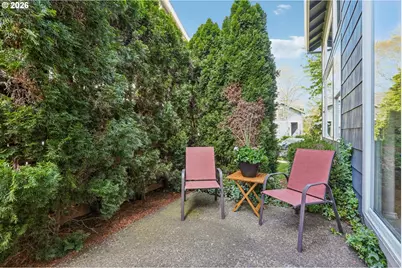 2385 NE 13th Way, Hillsboro, OR 97124 - Photo 31