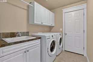 2427 SE Elliott Dr, Gresham, OR 97080 - Photo 45