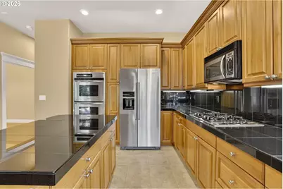 2427 SE Elliott Dr, Gresham, OR 97080 - Photo 15