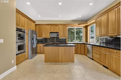 2427 SE Elliott Dr, Gresham, OR 97080 - Photo 13