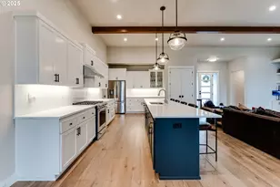 1910 John Day Dr, Eugene, OR 97408 - Photo 15