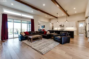 1910 John Day Dr, Eugene, OR 97408 - Photo 7