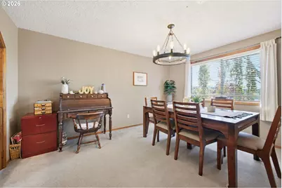 1910 SW 3rd Dr, Gresham, OR 97080 - Photo 11