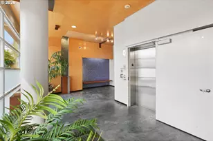 533 NE Holladay St, Portland, OR 97232 - Photo 5