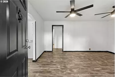 12905 SE Ramona St, Portland, OR 97236 - Photo 5