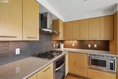 1260 NW Naito Pkwy NW #710, Portland, OR 97209 - Photo 11