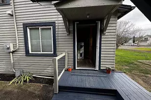 1438 SW 2nd St, McMinnville, OR 97128 - Photo 7