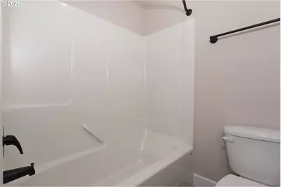 1092 E 1st Ave, Estacada, OR 97023 - Photo 17