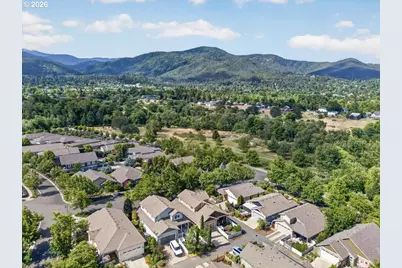 345 Fair Oaks Ave, Ashland, OR 97520 - Photo 3