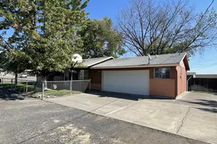 490 NW 3rd St, Hermiston, OR 97838 - Photo 13
