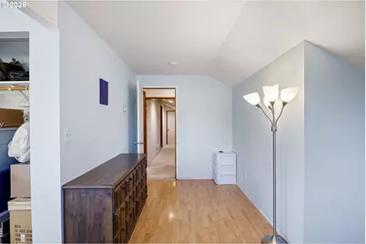 116 NE 8th St, Oakland, OR 97462 - Photo 33