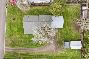 116 NE 8th St, Oakland, OR 97462 - Photo 45