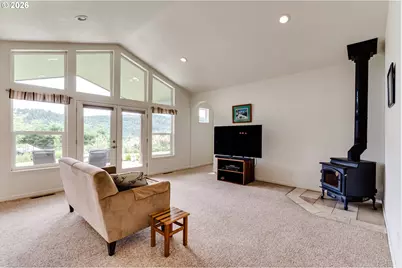 38334 McCauley Ridge Dr, Springfield, OR 97478 - Photo 19