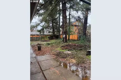 780 E 22nd Ave, Eugene, OR 97405 - Photo 11