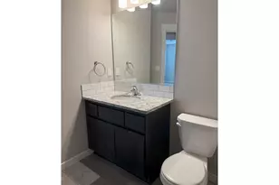 688 E Oregon Ave, Hermiston, OR 97838 - Photo 9