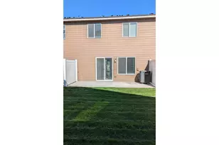 688 E Oregon Ave, Hermiston, OR 97838 - Photo 17