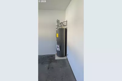 688 E Oregon Ave, Hermiston, OR 97838 - Photo 11