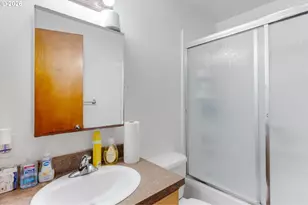 128 Robbins St, Woodland, WA 98674 - Photo 17