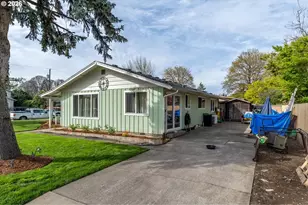 128 Robbins St, Woodland, WA 98674 - Photo 3