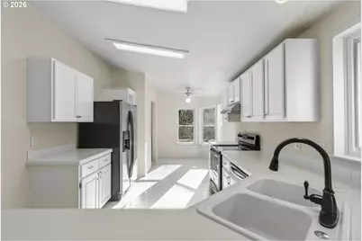 6396 Kalama River Rd, Kalama, WA 98625 - Photo 11