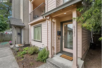 6533 N Maryland Ave, Portland, OR 97217 - Photo 3